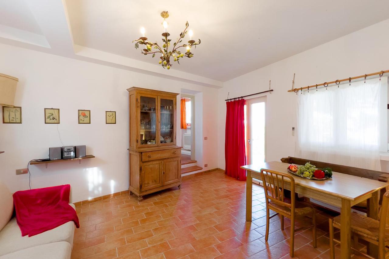 Villa Caterina Quiete E Mare-Goelba SantʼAndrea エクステリア 写真